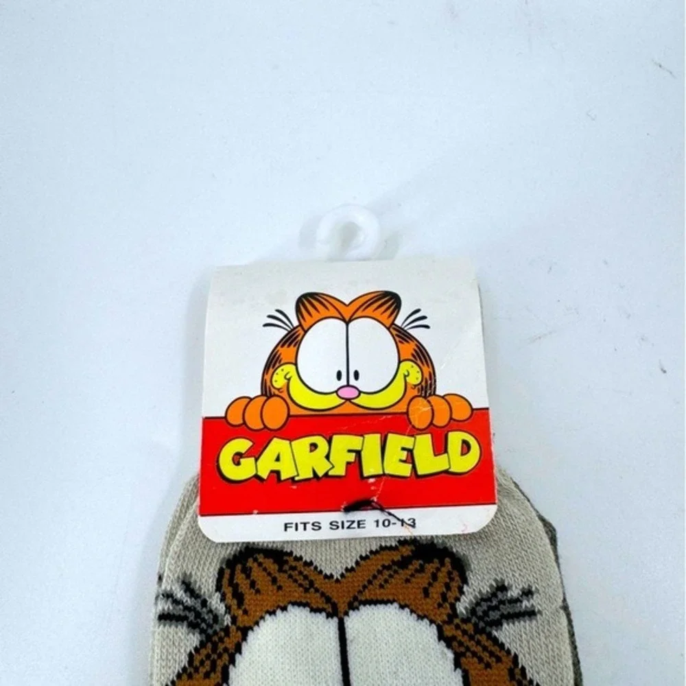 NWT Garfield Casual Brown and Tan‎ Socks with Playful Design